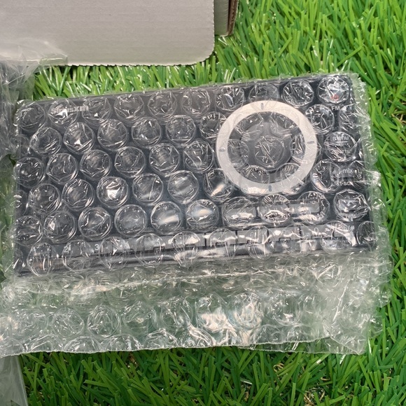 Sirius radio with home dock factory reconditioned. - Picture 3 of 5